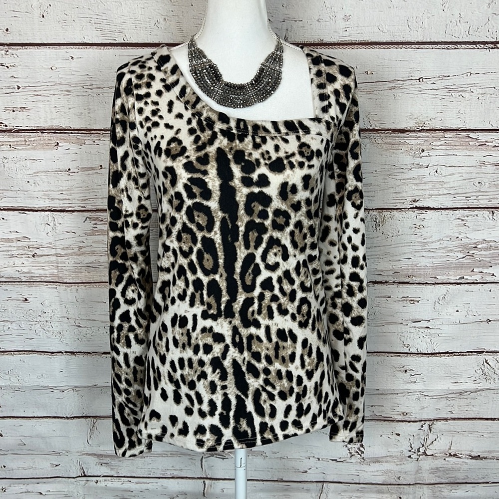 BiBi soft Leopard asymmetrical beck line thin sweater small